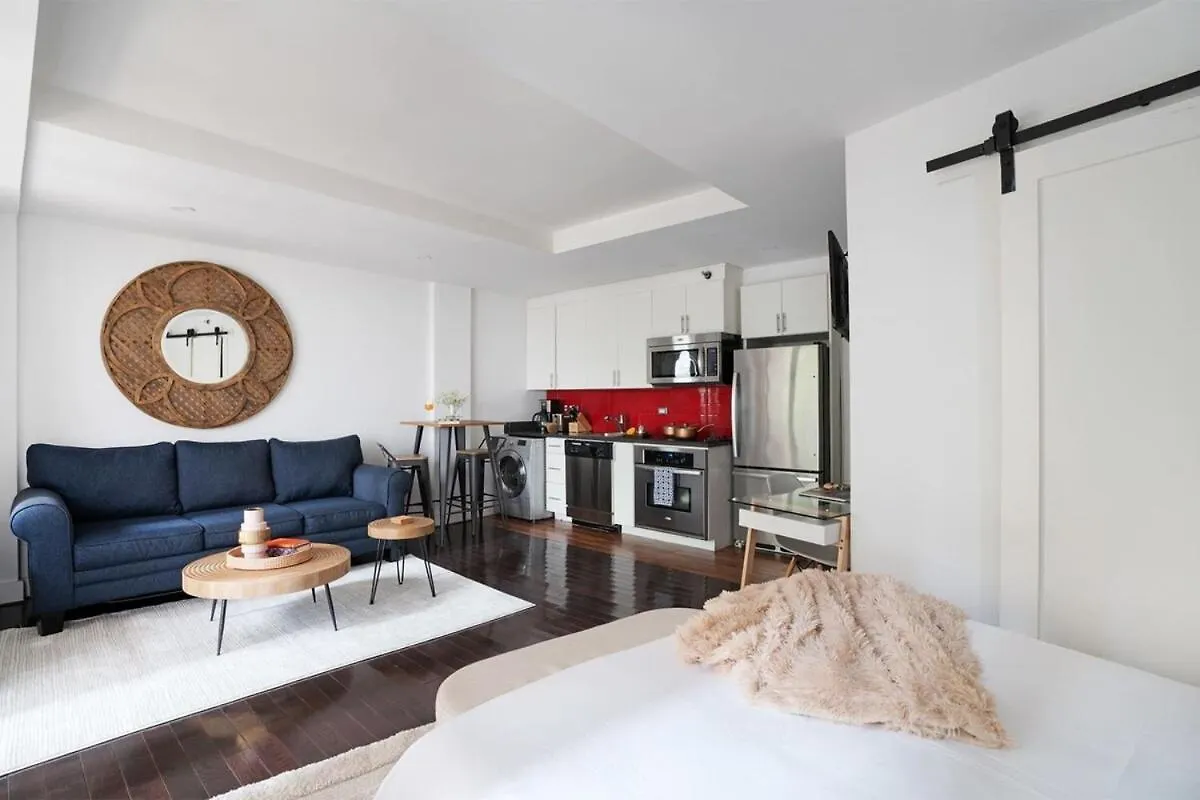 809-2B Studio With A Private Terrace By Columbus Circle New York