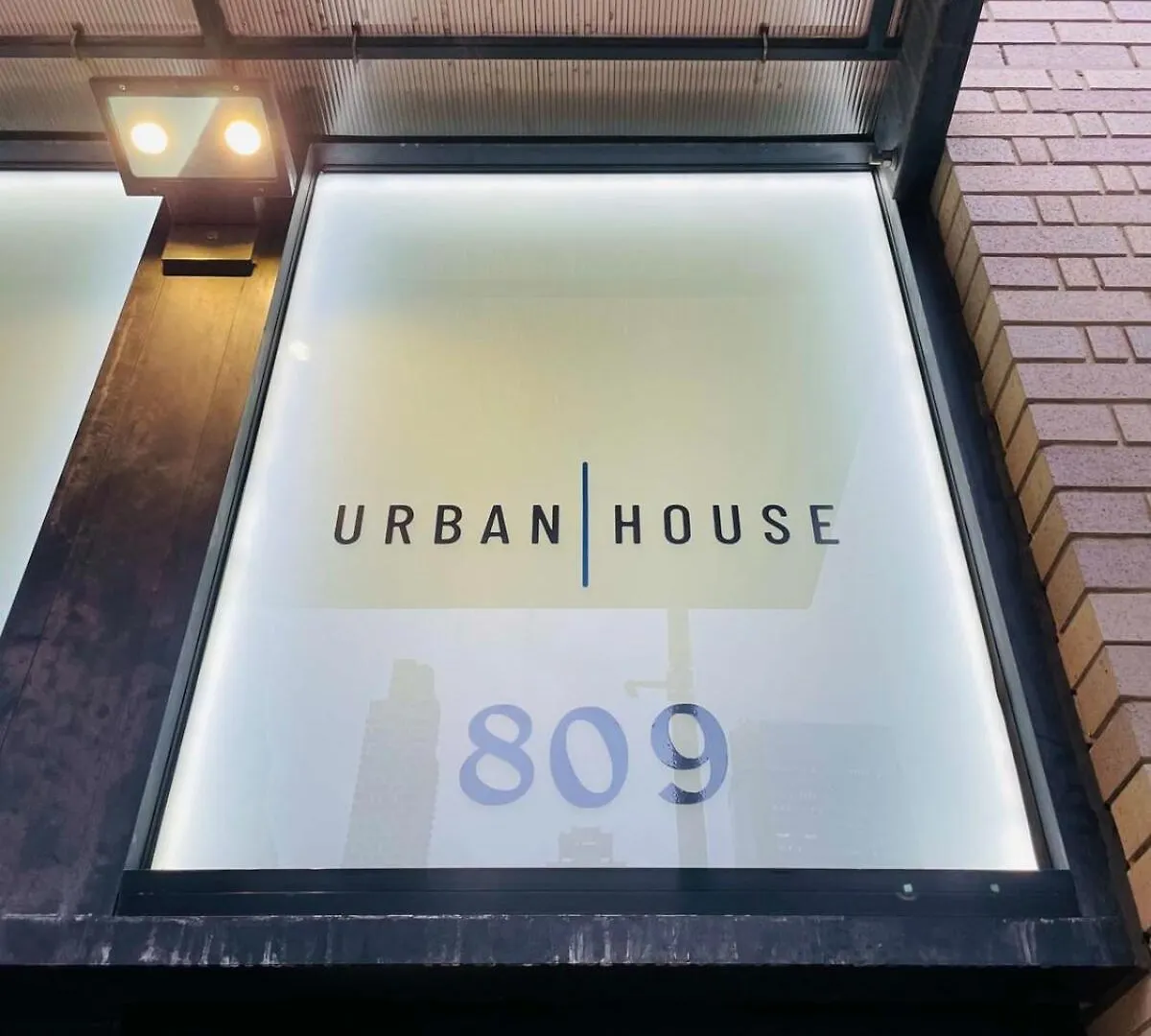 809-2B Studio With A Private Terrace By Columbus Circle ニューヨーク アパート