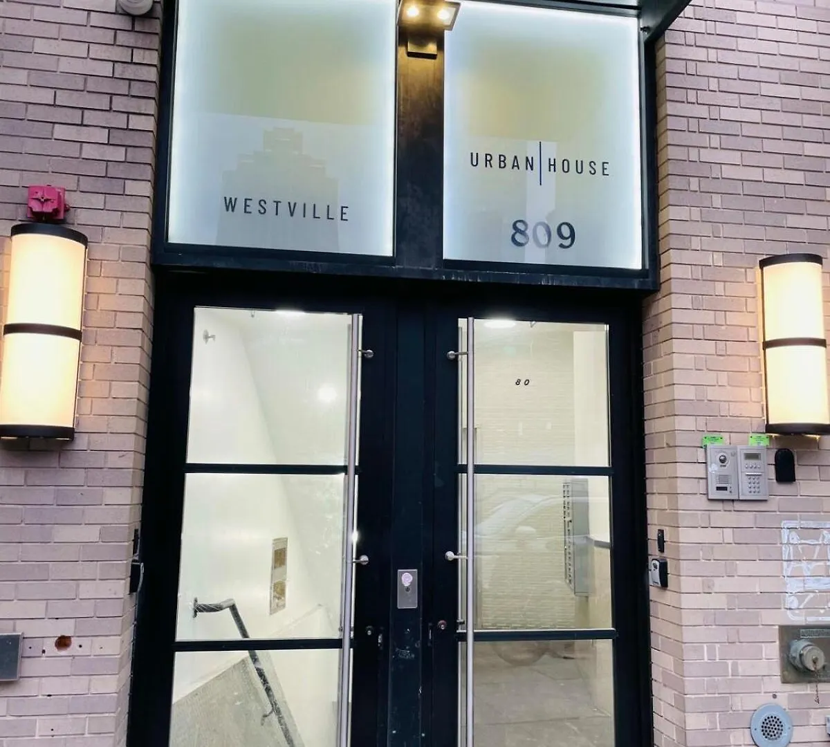 Apartamento 809-2B Studio With A Private Terrace By Columbus Circle Nova Iorque Estados Unidos da América