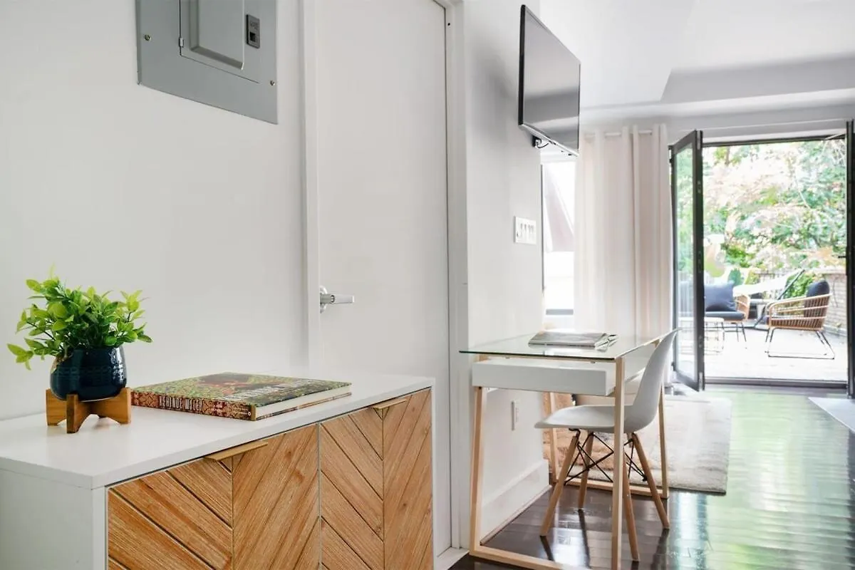 アパート 809-2B Studio With A Private Terrace By Columbus Circle ニューヨーク