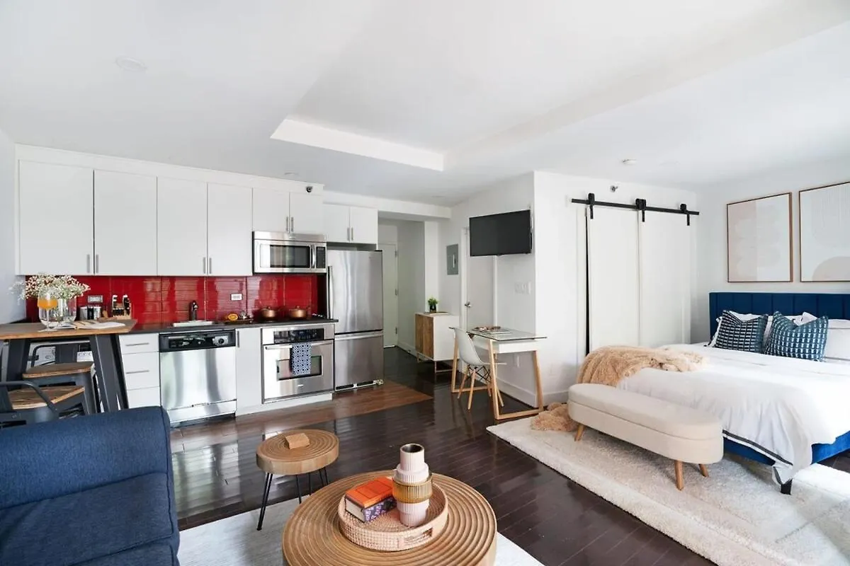 809-2B Studio With A Private Terrace By Columbus Circle ニューヨーク