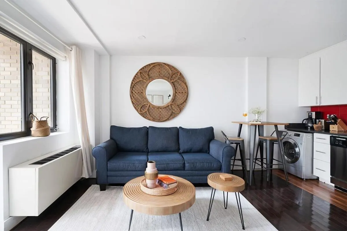 809-2B Studio With A Private Terrace By Columbus Circle ニューヨーク アパート